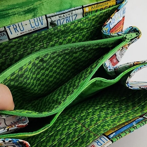 Charity's Stitches & Such Large Textile Wallet States License Plate Black Green - Picture 12 of 16